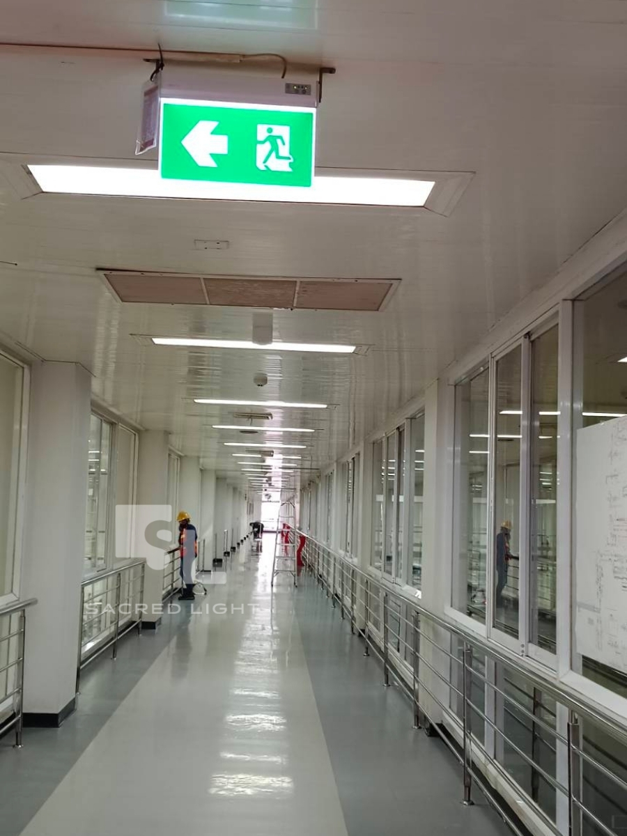 ผลงานการติดตั้งโคมไฟไฮเบย์ LED และโคมฝังฝ้า LED โรงงานผลิตเครื่องดื่มน้ำอัดลม @รังสิต