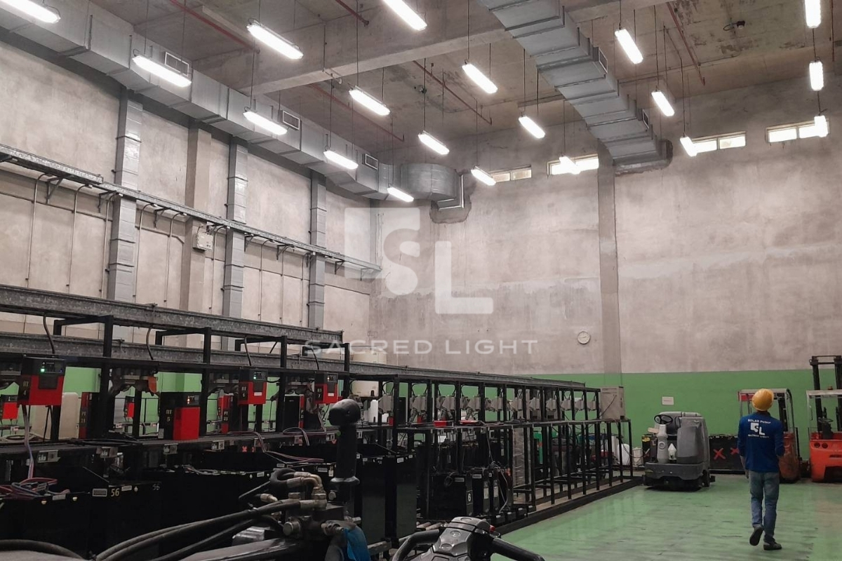 ผลงานการติดตั้งโคมไฟกันระเบิด LED ห้องเก็บแบตเตอรี่ โรงงานอาหารสัตว์ @ขอนแก่น