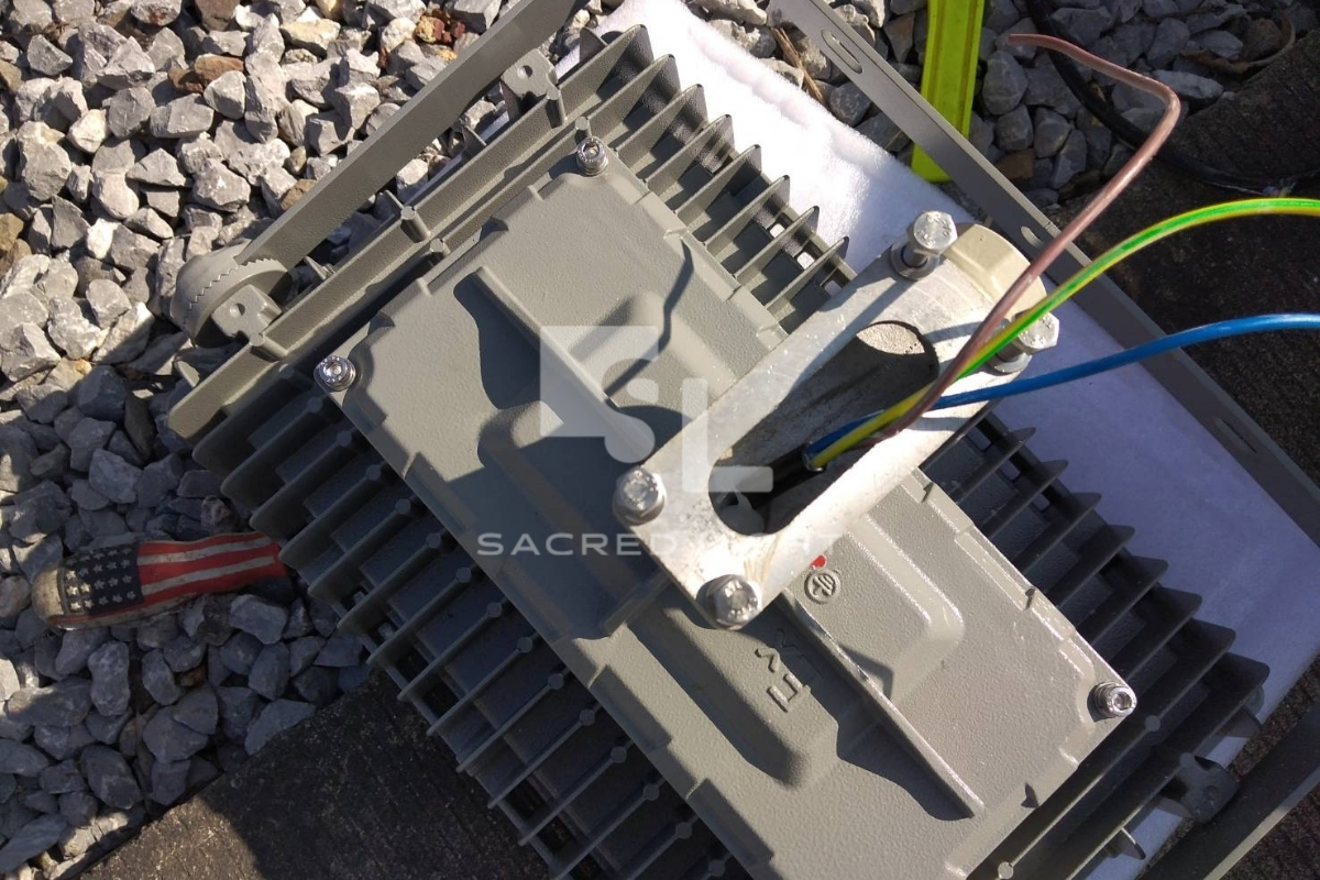 ติดตั้งโคมไฟกันระเบิด GYD 970 สถานีจ่ายแก๊ส ฉะเชิงเทรา