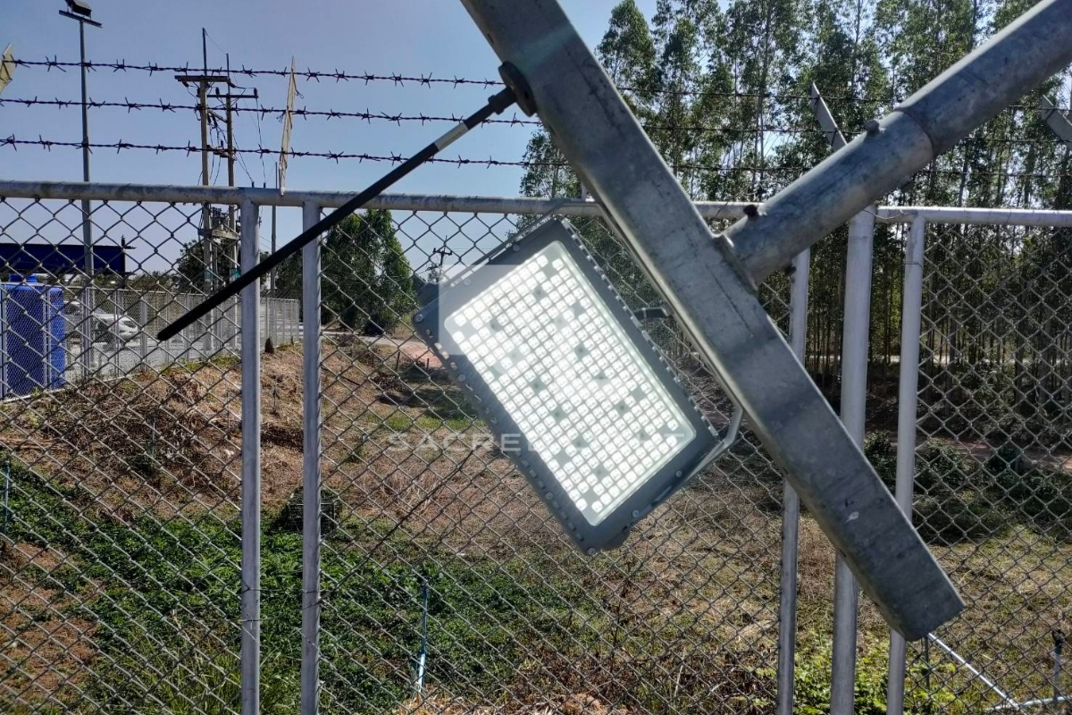 ติดตั้งโคมไฟกันระเบิด GYD 970 สถานีจ่ายแก๊ส ฉะเชิงเทรา