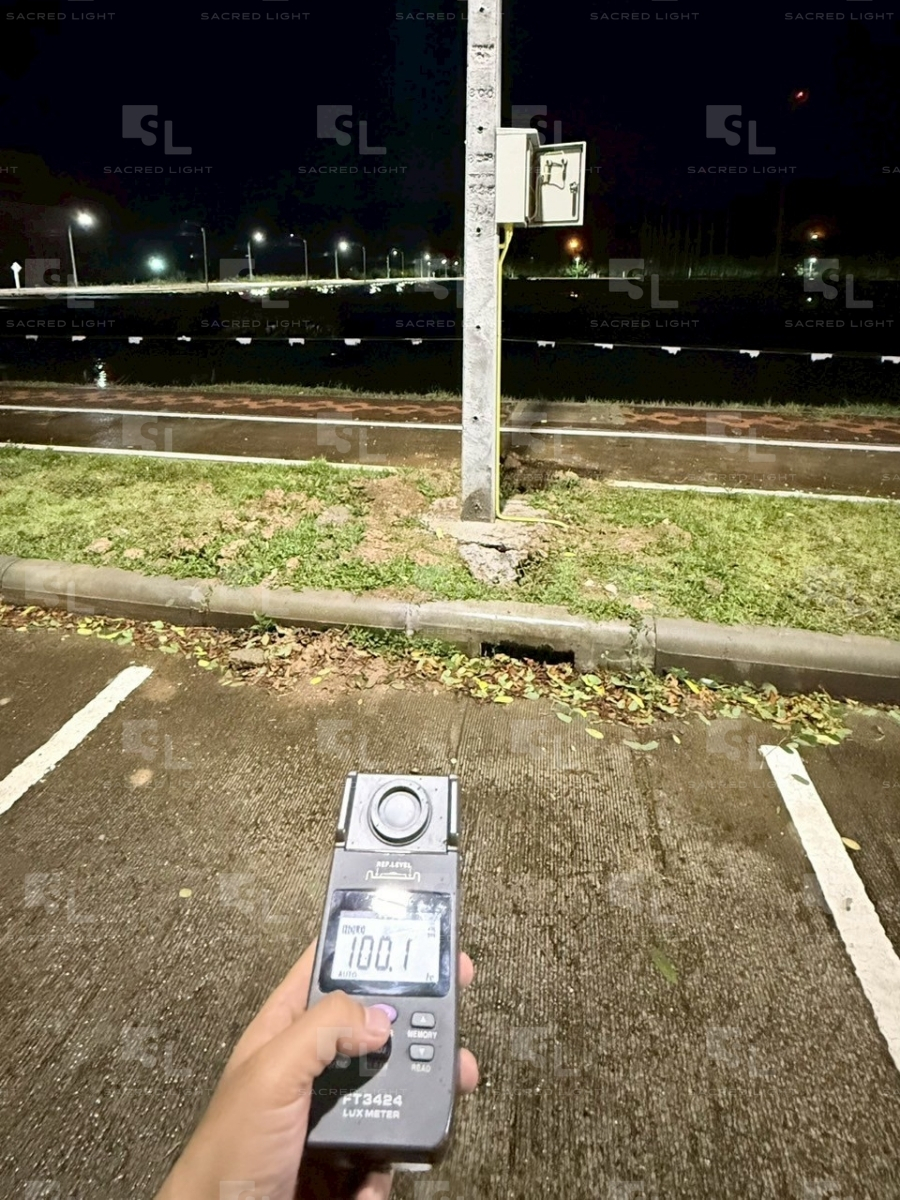 เช็คตรวจวัดแสงโคมไฟถนน LED มหาวิทยาลัยราชภัฏนครสวรรค์