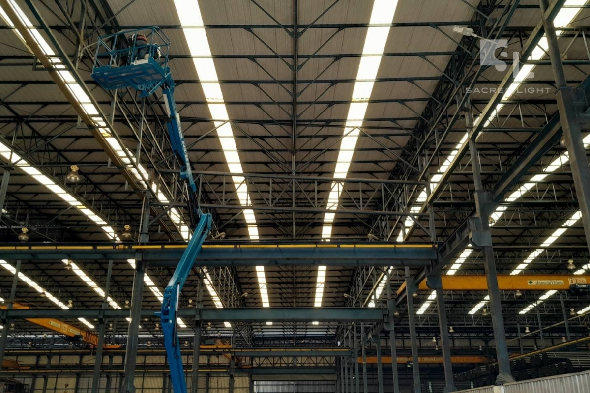 ติดตั้งโคมไฟถนน LED MASTERPRO-5 โรงงานท่อเหล็ก ปทุมธานี