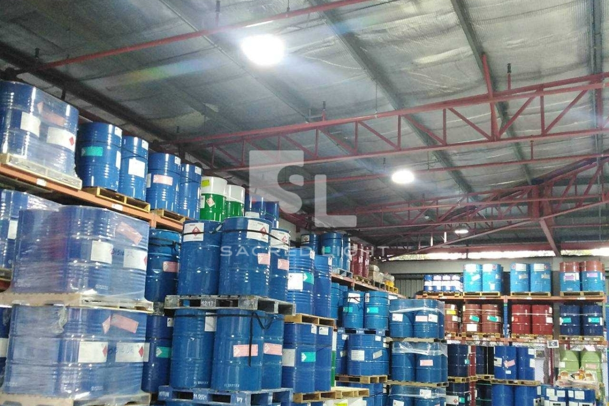 ติดตั้งโคมไฟฟลัดไลท์กันระเบิด J Series โรงงานผลิตสี ชลบุรี