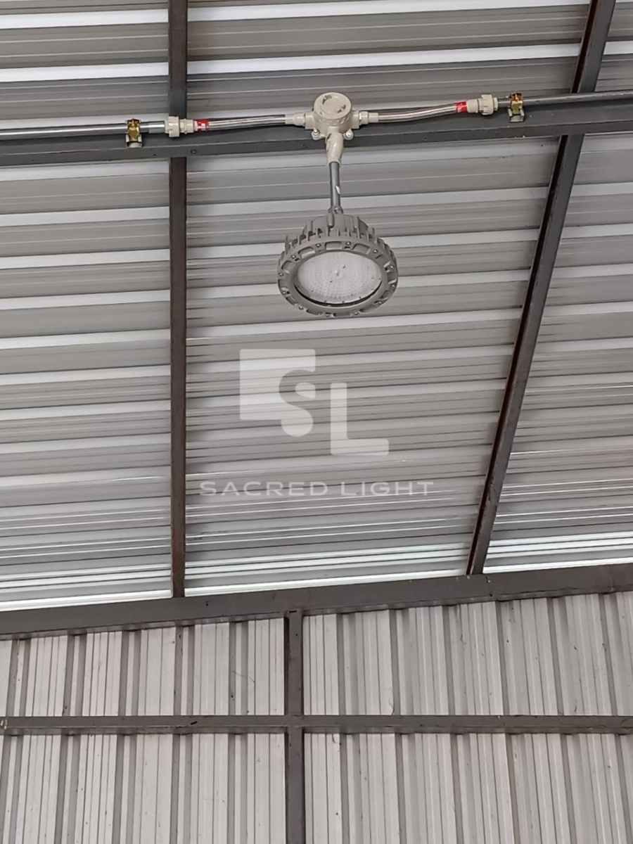 ติดตั้งโคมไฟกันระเบิด GYD 680 โรงพ่นสี สมุทรปราการ