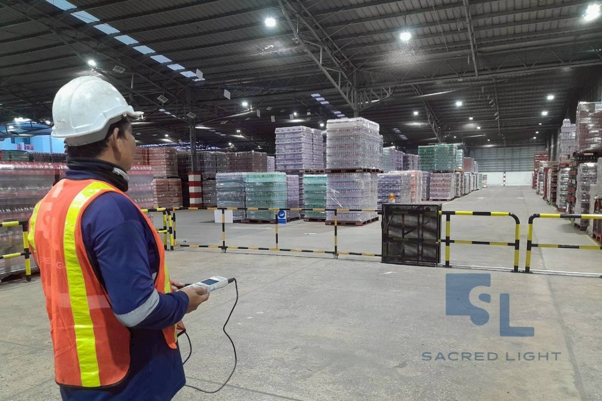 ติดตั้งโคมไฟไฮเบย์ LED รุ่น E12 โรงงานผลิตเครื่องดื่มน้ำอัดลม ปทุมธานี