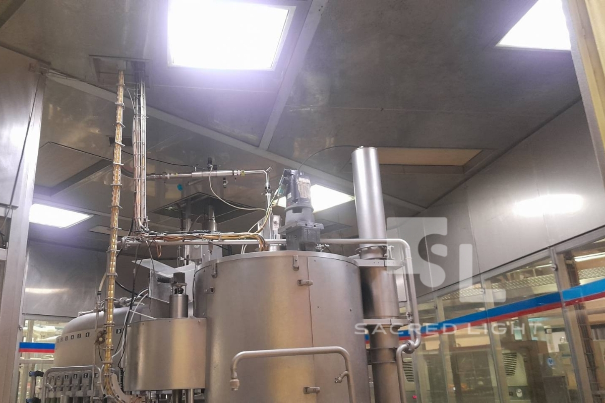 ติดตั้งโคมฝังฝ้า CP4 โรงงานเครื่องดื่ม รังสิต