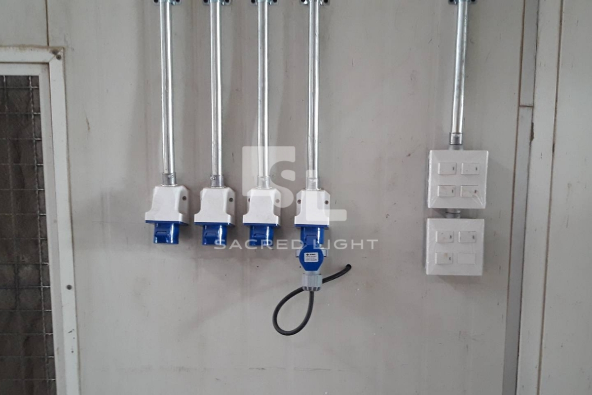 ติดตั้งโคมไฟกันระเบิด BYS Series ห้องพ่นสี โรงงานเฟอร์นิเจอร์ นครปฐม