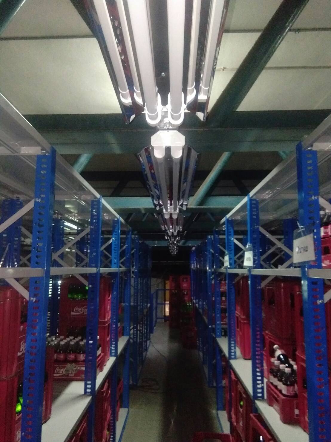 ผลงานการติดตั้งหลอดไฟ LED T8 (LED TUBE T8)@บริษัทผลิตเครื่องดื่มน้ำอัดลม