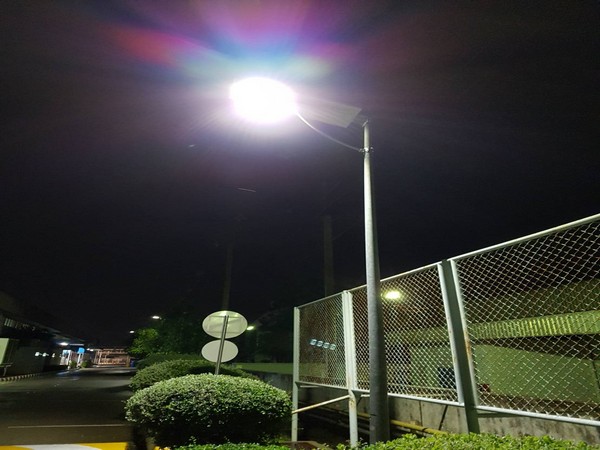 ผลงานการติดตั้งโคมไฟถนน LED ระบบโซล่าเซลล์ (SOLAR LED STREET LIGHT) @บริษัทผลิตส่วนประกอบของรถยนต์